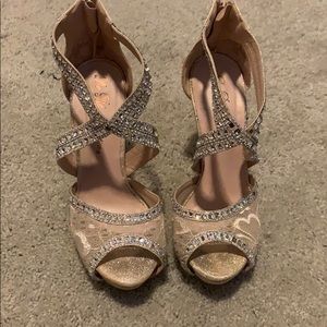 Champagne glitter lace heels